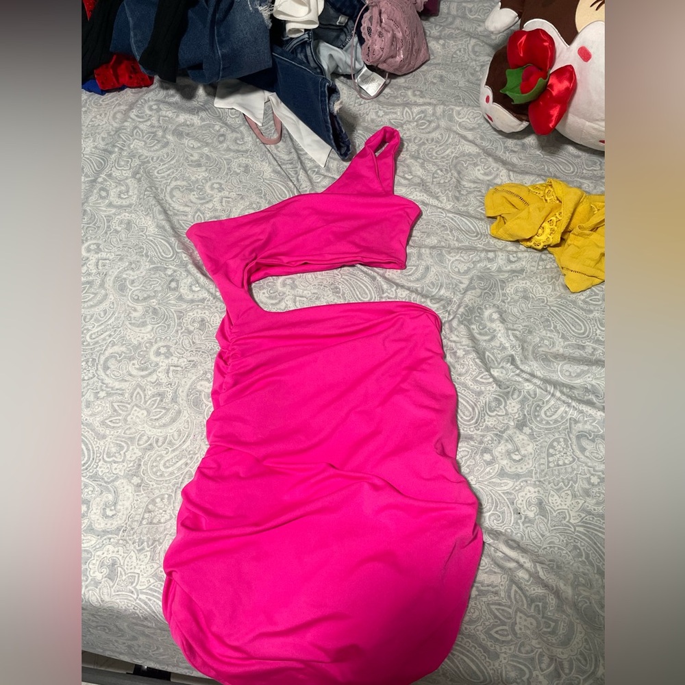 pink dress , worn once ! size S ! fits a M/L